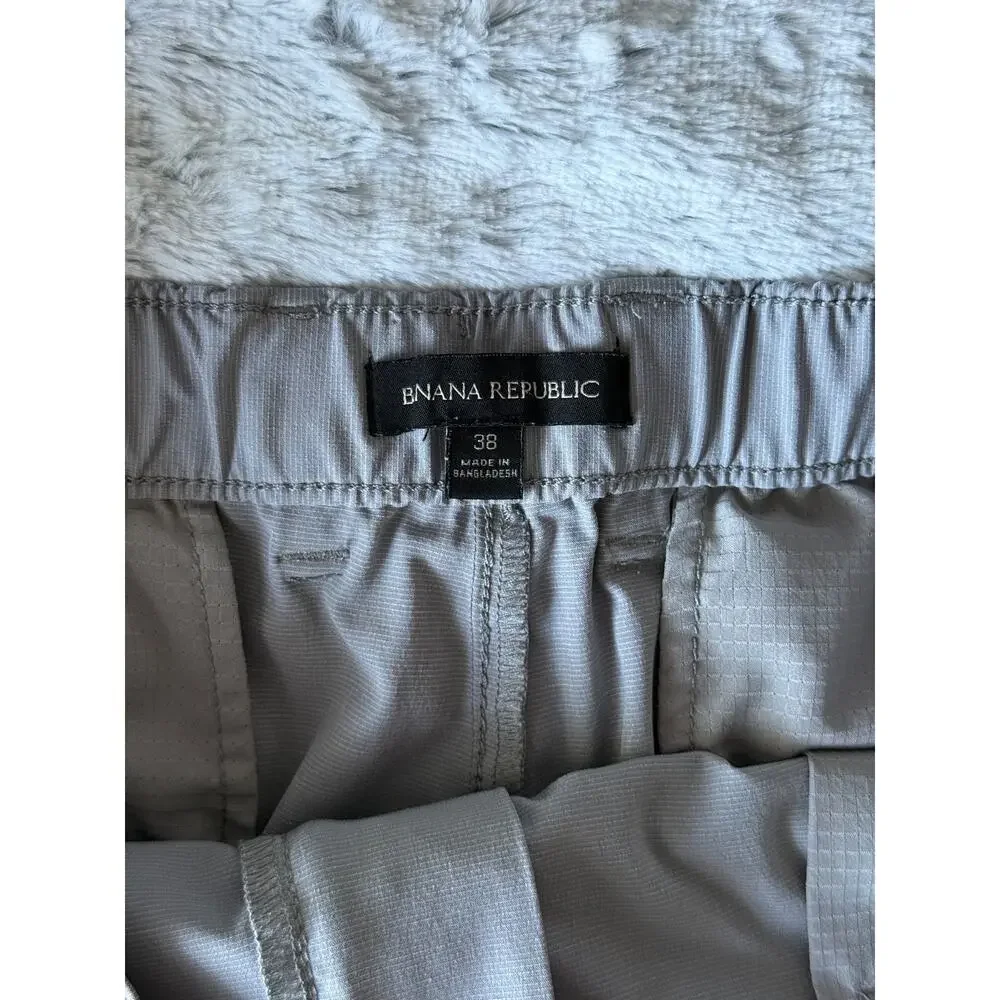 Banana Republic Shorts Size 38 Light Gray Chino Stretch Preppy Business Casual